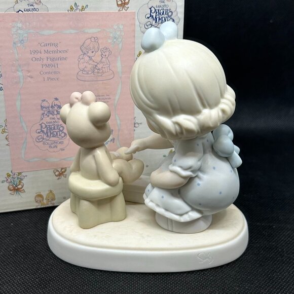 Precious Moments "Caring" 1994 Member's Only figurine - Picture 2 of 3